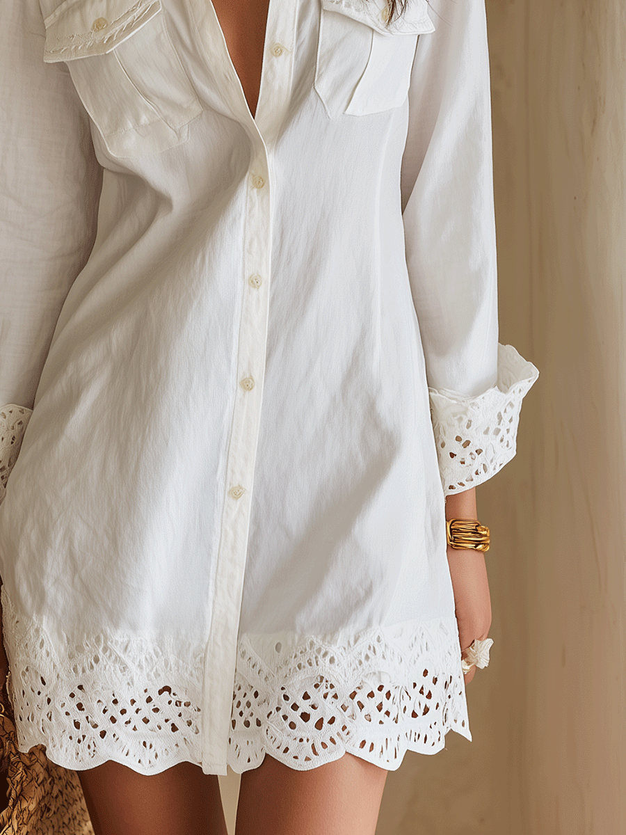 Vestito corto chemisier bianco in stile bohemiano con orlo a occhielli da resort