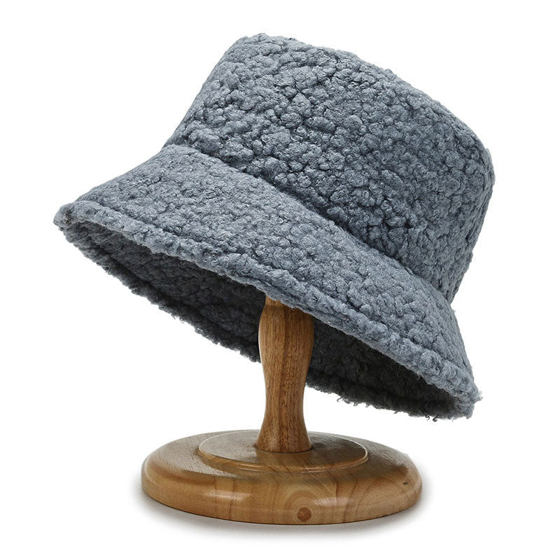 Cappello a secchiello in lana Elenia